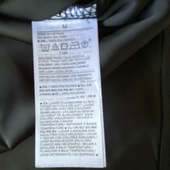 Old Navy Black Satin Short Sleeve Dolman Popover Blouse Top-Sz-M - Picture 10 of 12